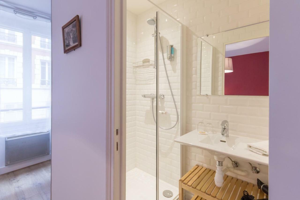 Bed and Breakfast Les Toits De Paris Exterior foto