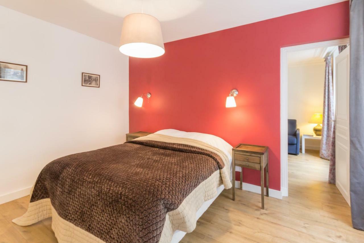 Bed and Breakfast Les Toits De Paris Exterior foto