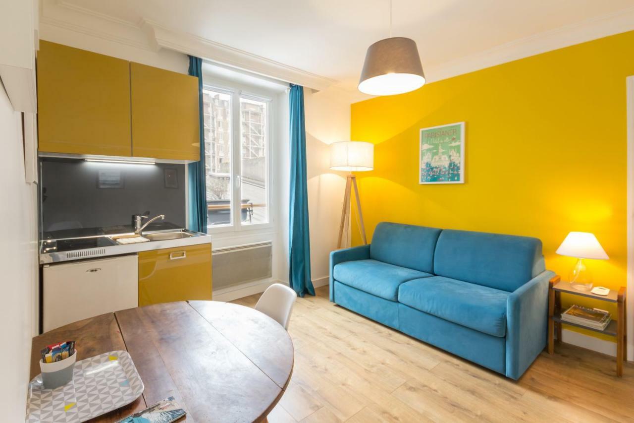 Bed and Breakfast Les Toits De Paris Exterior foto