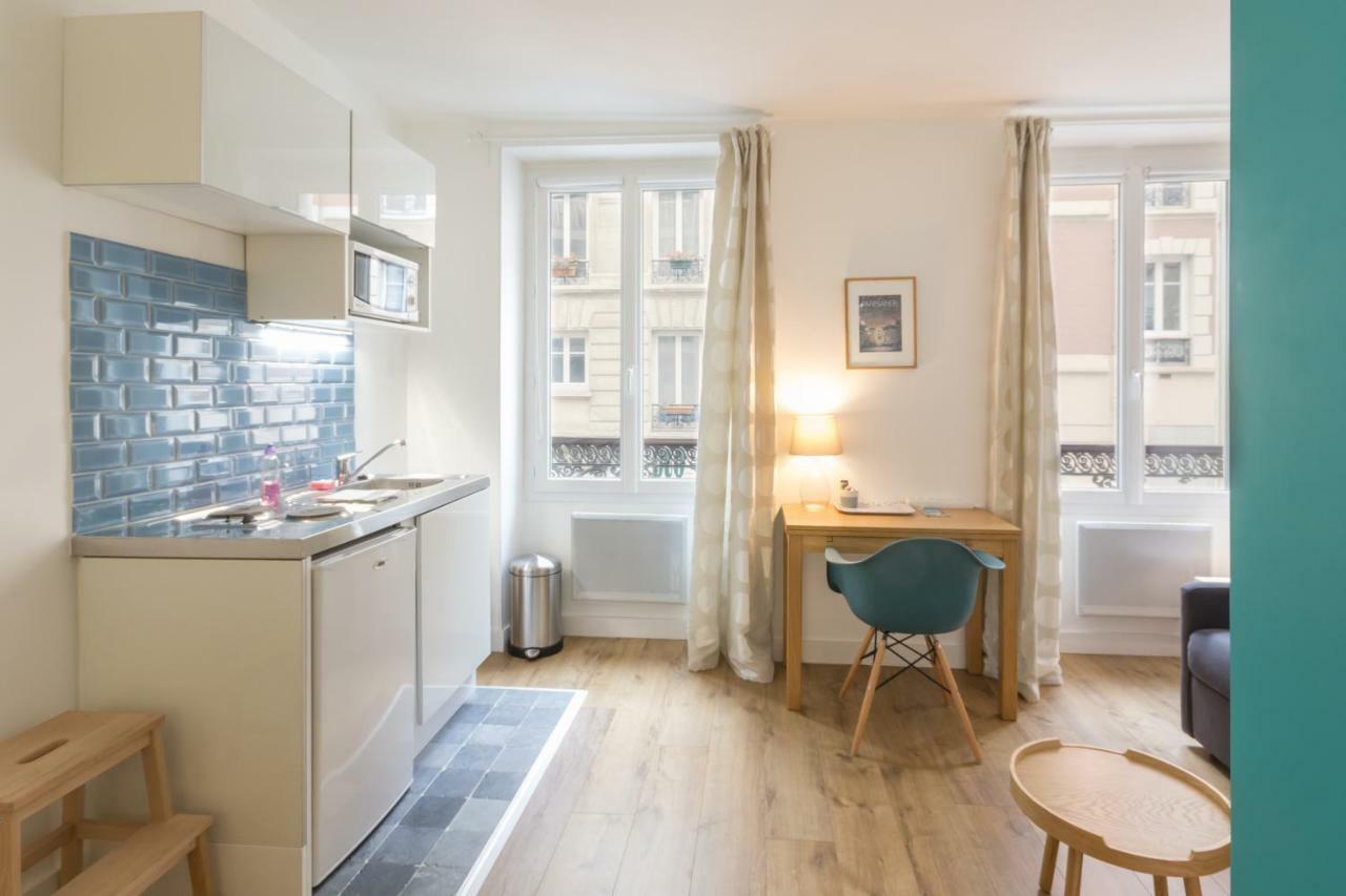 Bed and Breakfast Les Toits De Paris Exterior foto