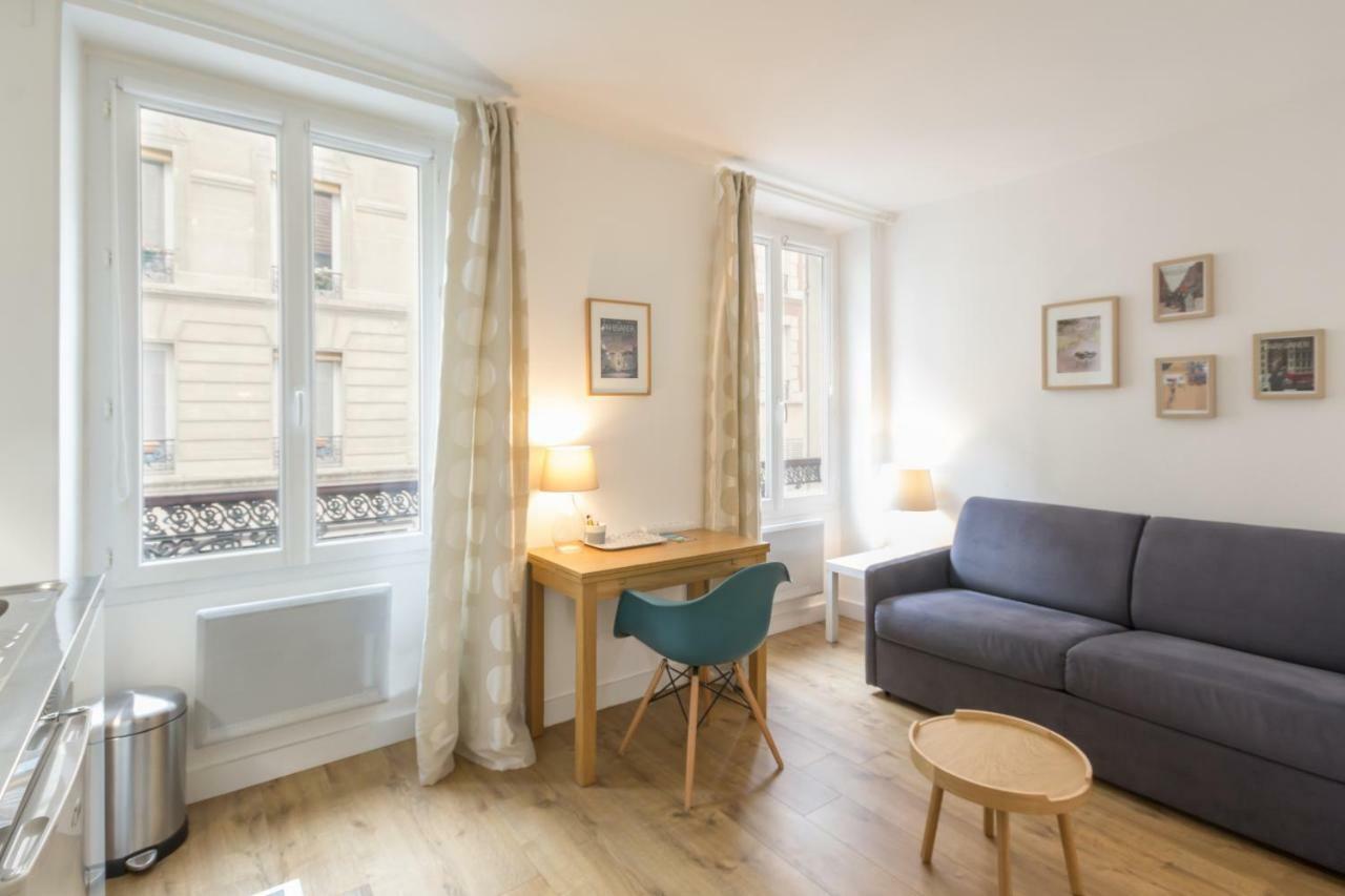 Bed and Breakfast Les Toits De Paris Exterior foto