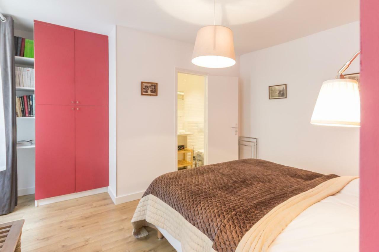 Bed and Breakfast Les Toits De Paris Exterior foto