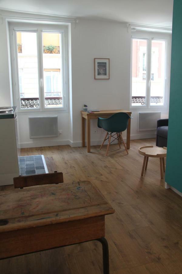 Bed and Breakfast Les Toits De Paris Exterior foto