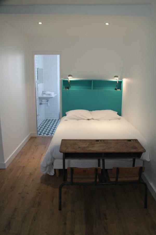 Bed and Breakfast Les Toits De Paris Exterior foto