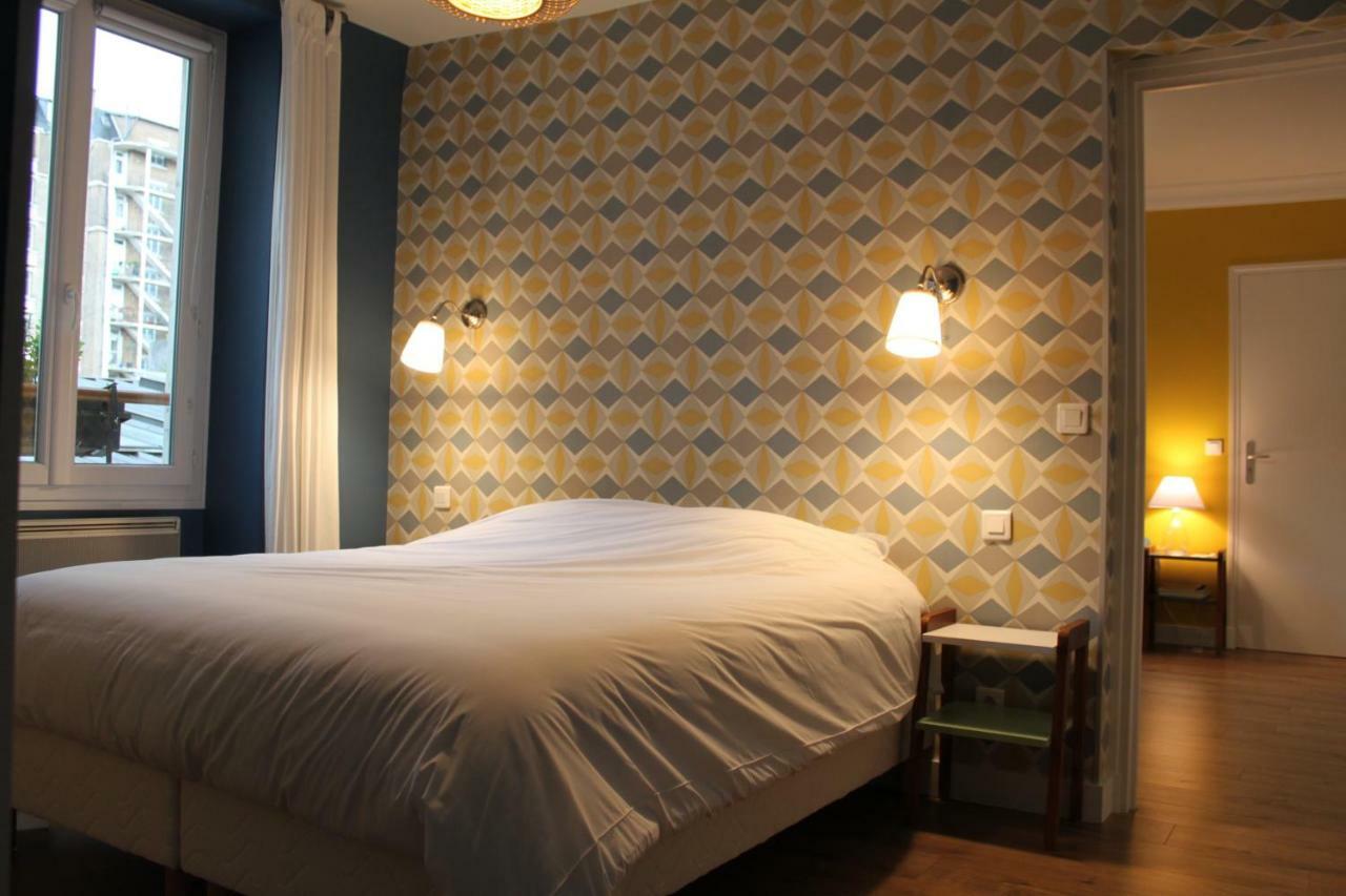 Bed and Breakfast Les Toits De Paris Exterior foto