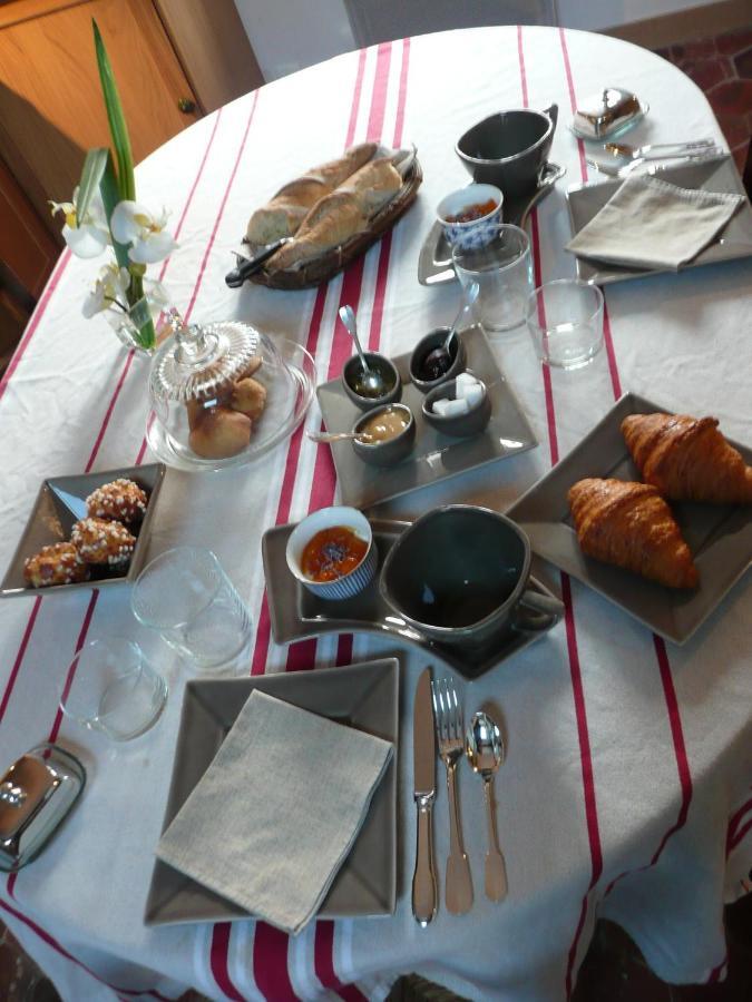 Bed and Breakfast Les Toits De Paris Zimmer foto